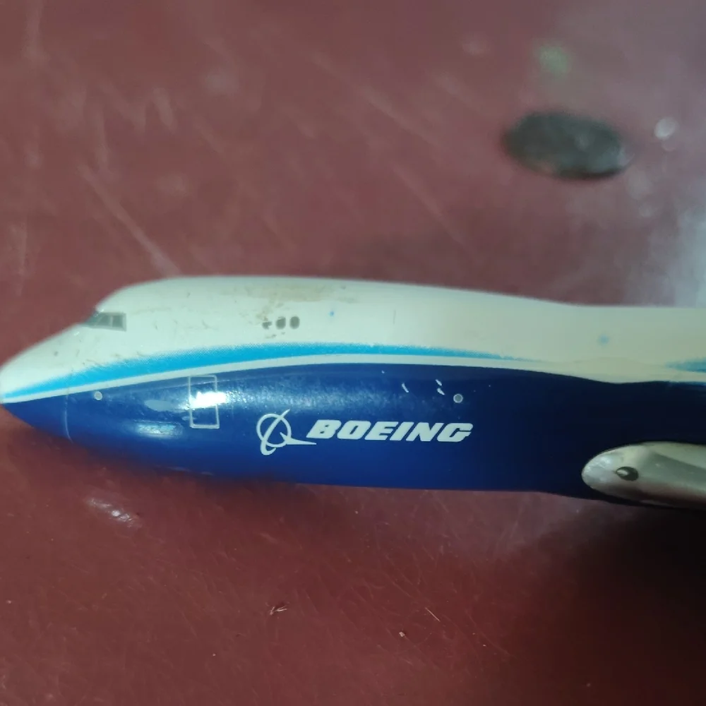 Boeing Blue and White Model Airplane - Picture 3 of 3